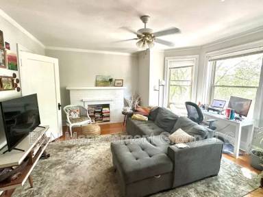 Main picture of 1721 W Ainslie St & 4893 N Hermitage Ave Apartments