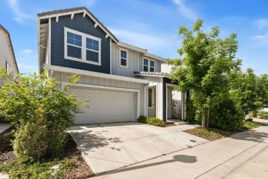 Main picture of 4216 Doug Fir Ln