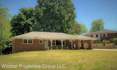 Main picture of 2216 Holly Hill Dr