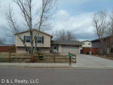 Main picture of 7470 Painted Rock Dr