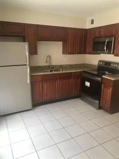 Main picture of 335 McCaughan Ave