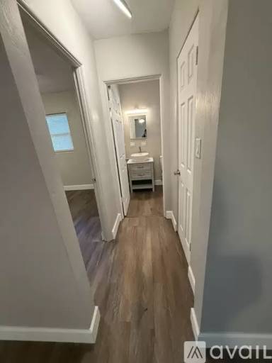 Main picture of 523 Oakland Rd