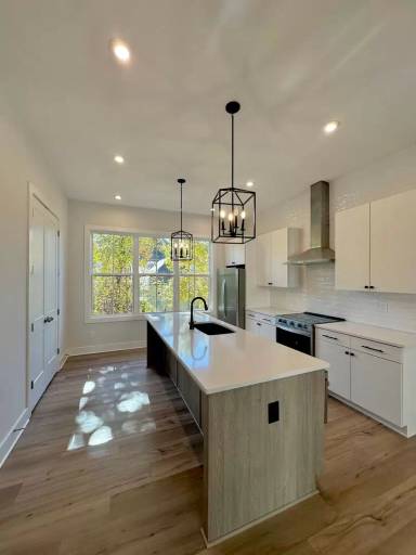 Main picture of 192 Chestnut Cir