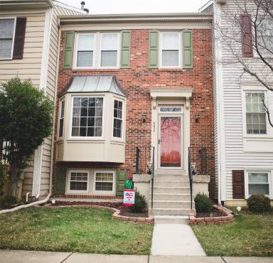Main picture of 6032 Joust Ln