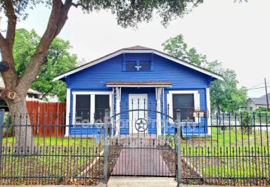 Main picture of 933 Lamar St