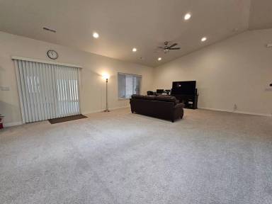 Main picture of 14739 Bingham Ave E