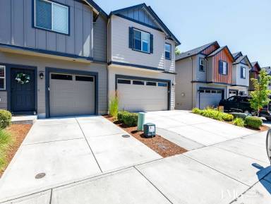 Main picture of 11301 NE 14th Ct