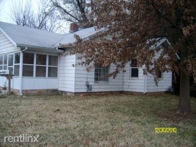 Main picture of 2115 N Kansas Ave