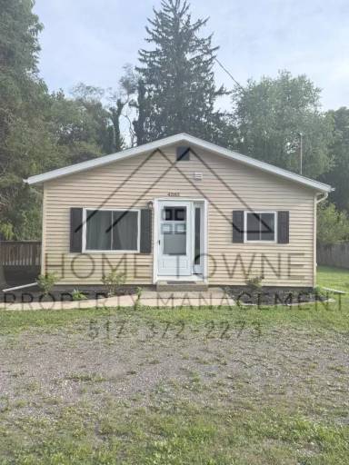 Main picture of 4585 Sycamore St