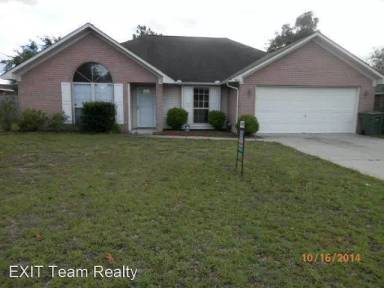 Main picture of 302 Clairemore Cir