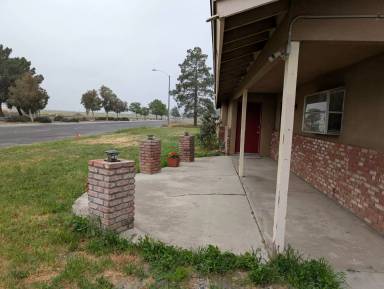 Main picture of 510 N Warren Rd