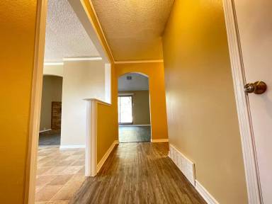 Main picture of 2917 Elsinor Dr