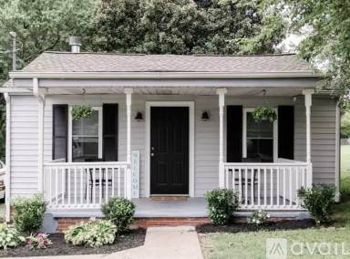 Main picture of 306 Unaka St
