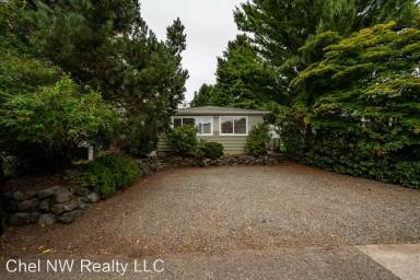 Main picture of 9515 Linden Ave N