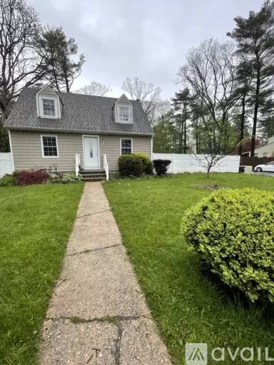 Main picture of 64 Van Cedar St