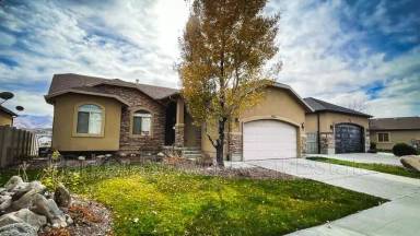 Main picture of 3522 E Heyward Dr