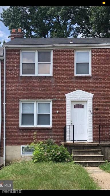 Main picture of 839 Evesham Ave