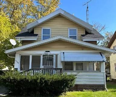 Main picture of 1730 Calumet Ave