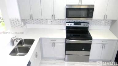 Main picture of 431 SW 122nd Ave