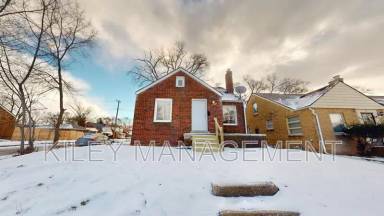 Main picture of 18903 Curtis St
