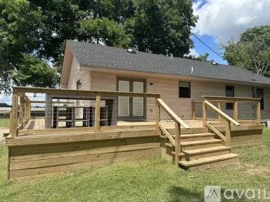 Main picture of 283 Bream Rd