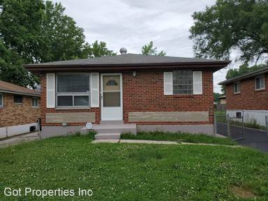 Main picture of 1217 Lakeview Ave