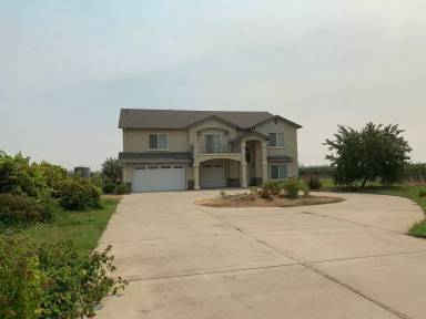 Main picture of 16160 Moore Rd