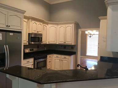 Main picture of 90 Auburn Pl