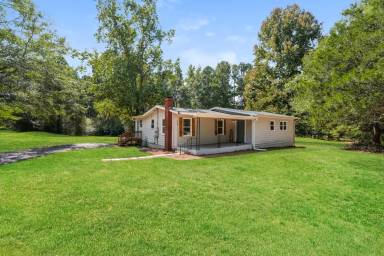 Main picture of 309 Cowan Rd SE