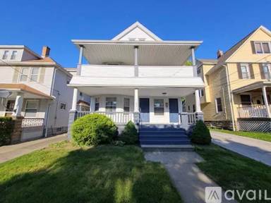 Main picture of 1447 Rosewood Ave
