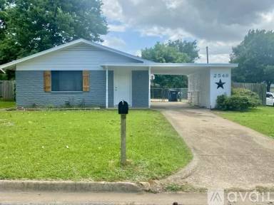 Main picture of 2548 Steven Dr