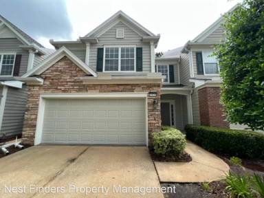 Main picture of 3939 Lionheart Dr