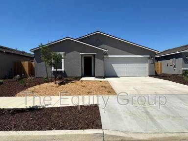 Main picture of 1112 E Cameron Ave