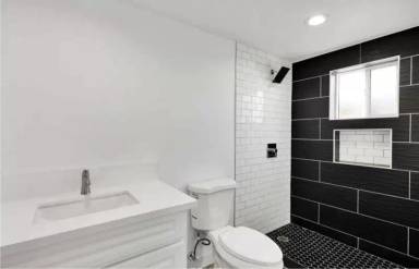 Main picture of 1042 W 84th Pl
