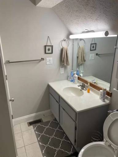Main picture of 1234 S College Mall Rd