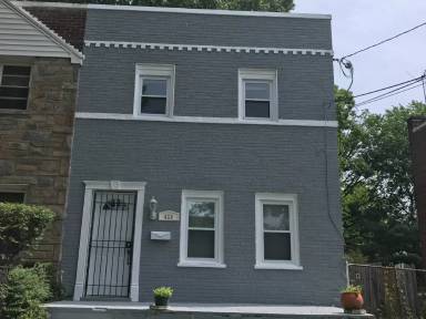 Main picture of 420 Oakwood St SE