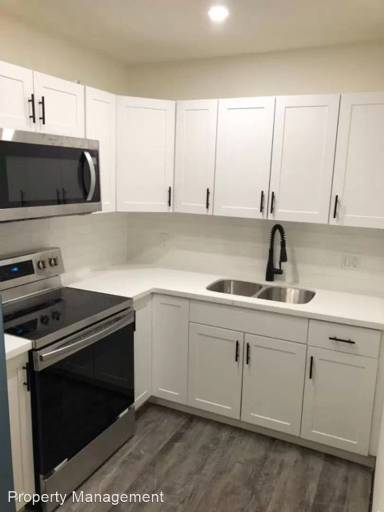 Main picture of 224 SW 21st Way