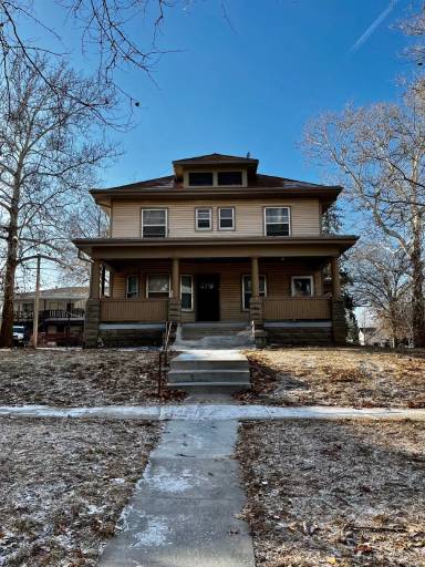 Main picture of 1501 S 11th St