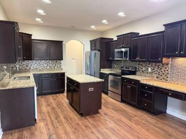 Main picture of 700 Stafford Ln