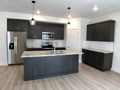 Main picture of 433 S 1400 E