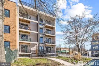 Main picture of 1101 Fern St NW