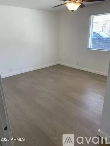 Main picture of 4847 E Cambridge Ave