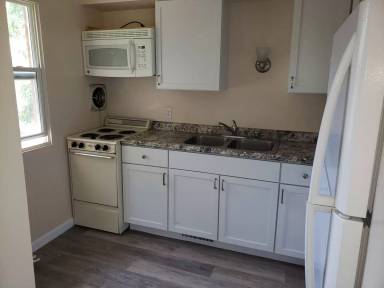 Main picture of 3309 E Edgemere Dr