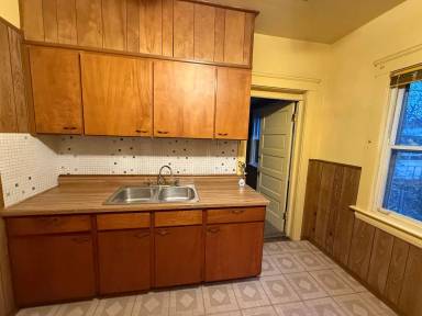 Main picture of 11604 Thornwood Ave
