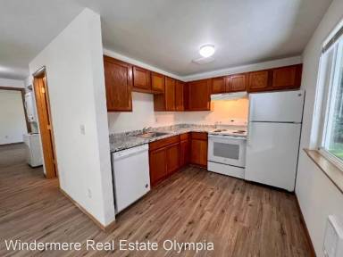 Main picture of 316 Choker St SE