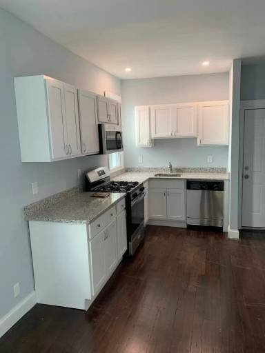 Main picture of 167 Willow St