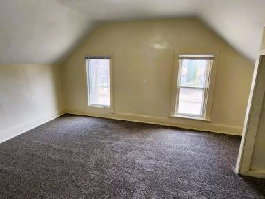 Main picture of 419 Olmstead St