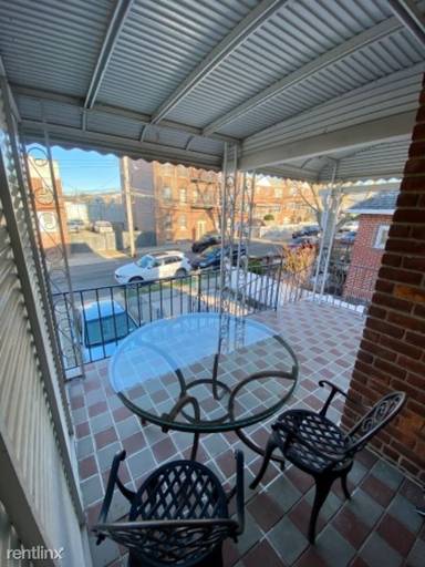 Main picture of 3041 Hone Ave