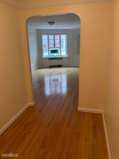 Main picture of 1 Jane St