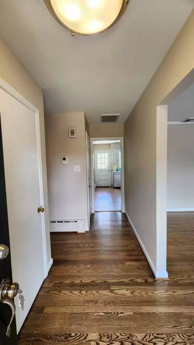 Main picture of 6620 Skyline Ct